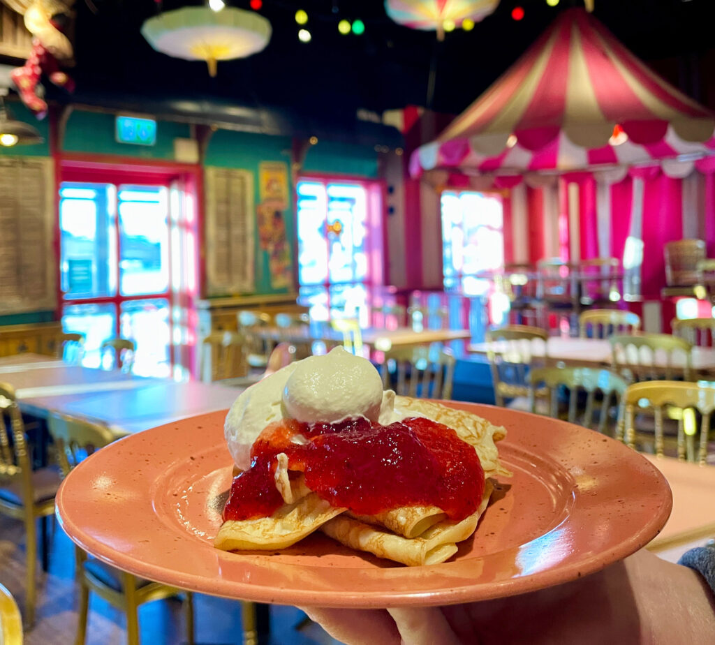 Pannkakor i Junibackens Cirkusrestaurang